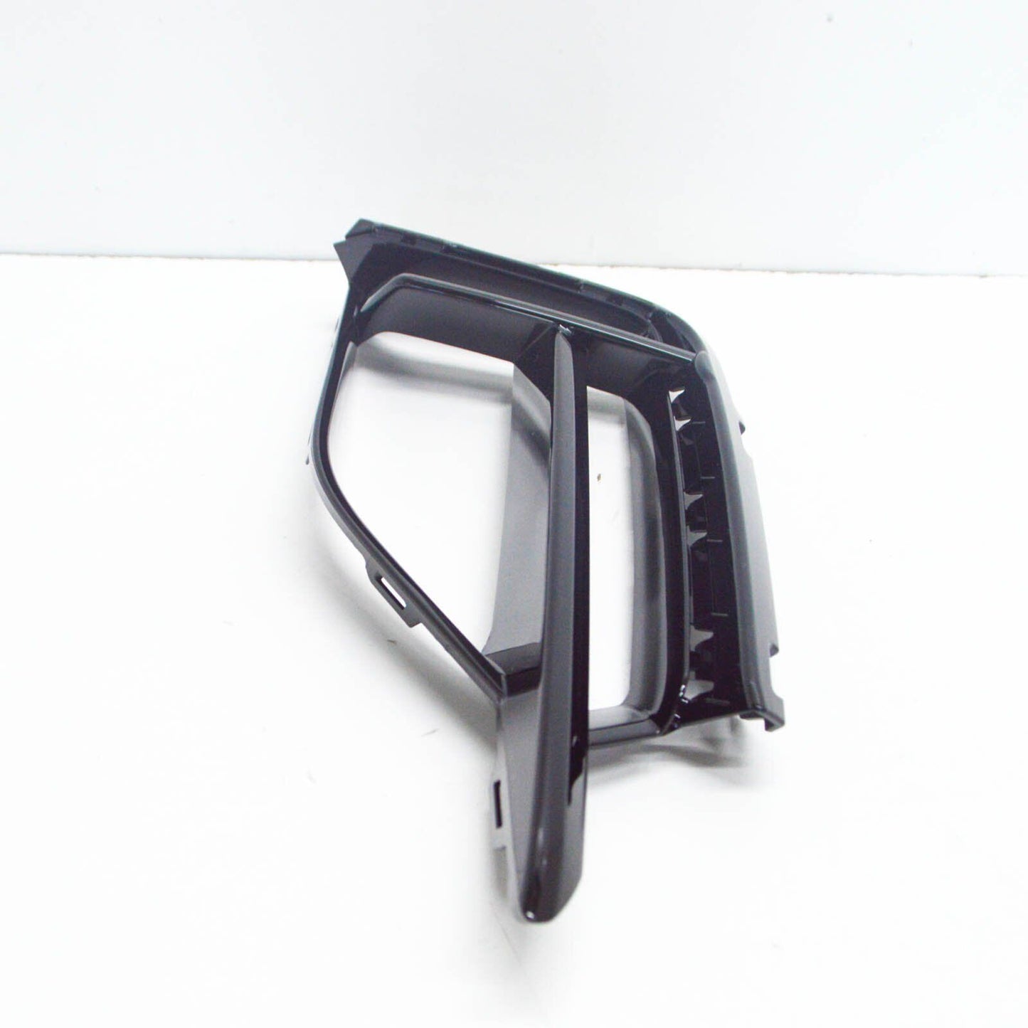 NEW VOLKSWAGEN GOLF MK7 FRONT RIGHT OUTER GRILLE 5G0853666R041 ORIGINAL