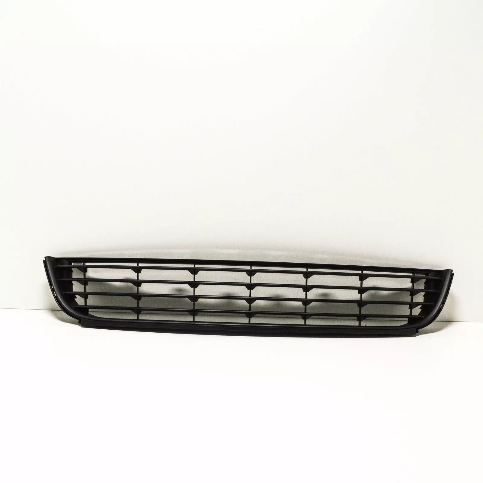 NEW VOLKSWAGEN GOLF PLUS MK5 FRONT BUMPER CENTER GRILLE 5M0853677D9B9