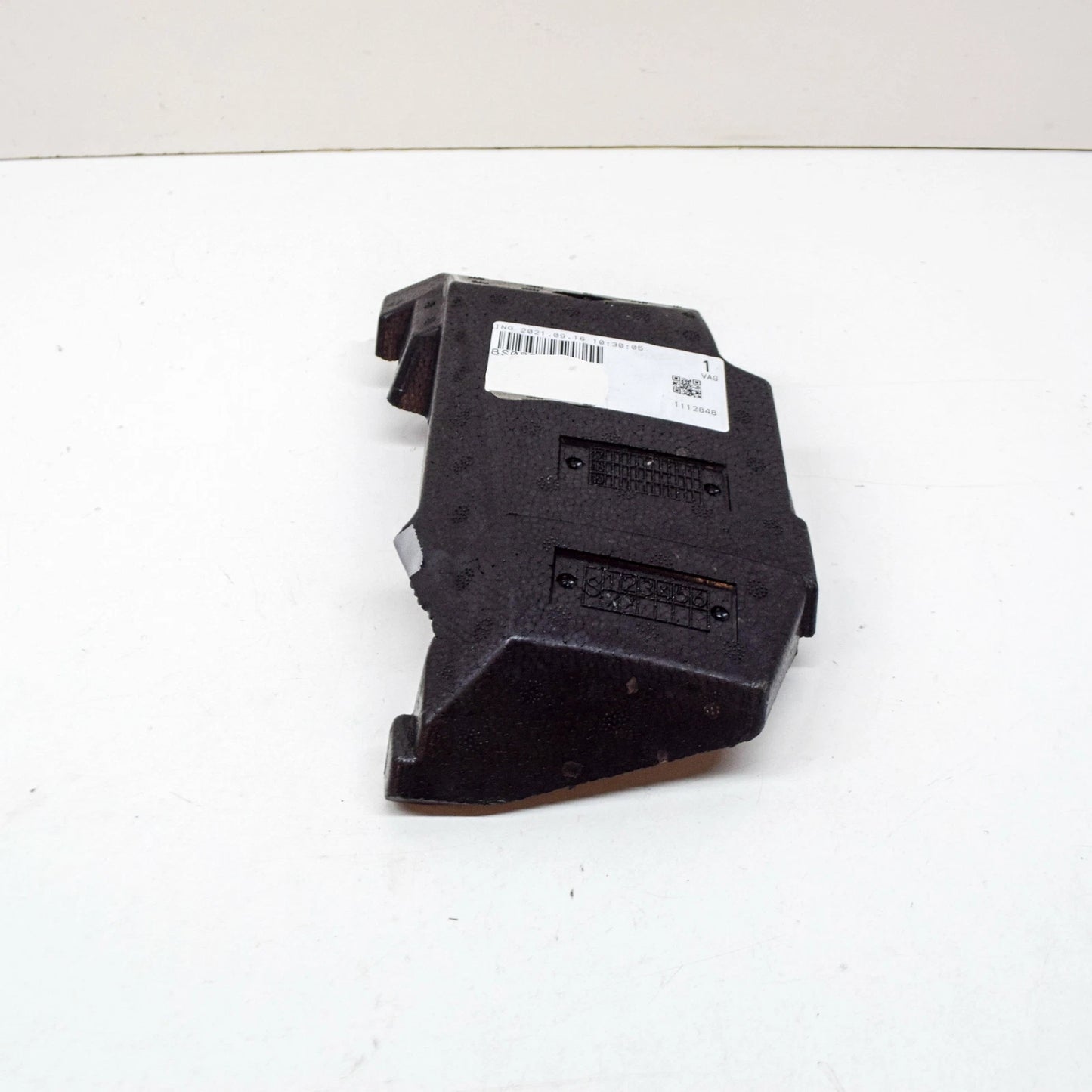 NEW AUDI TT RS MK3 8S FRONT LEFT BUMPER IMPACT ABSORBER PIECE 8S0807573C