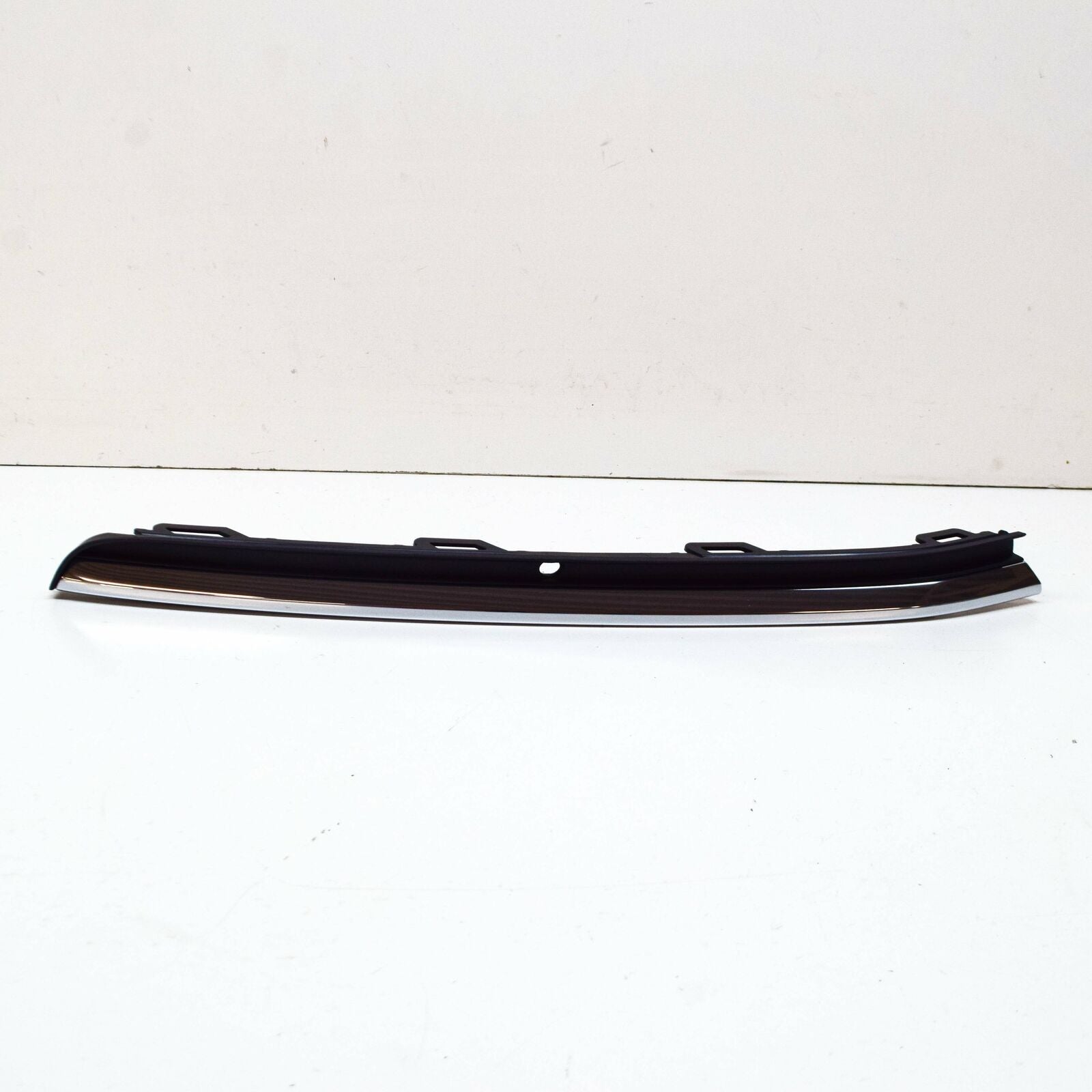 NEW VW GOLF MK7 FRONT RIGHT BUMPER MOLDING TRIM W CHROME 5G0854662FRYP ORIGINAL