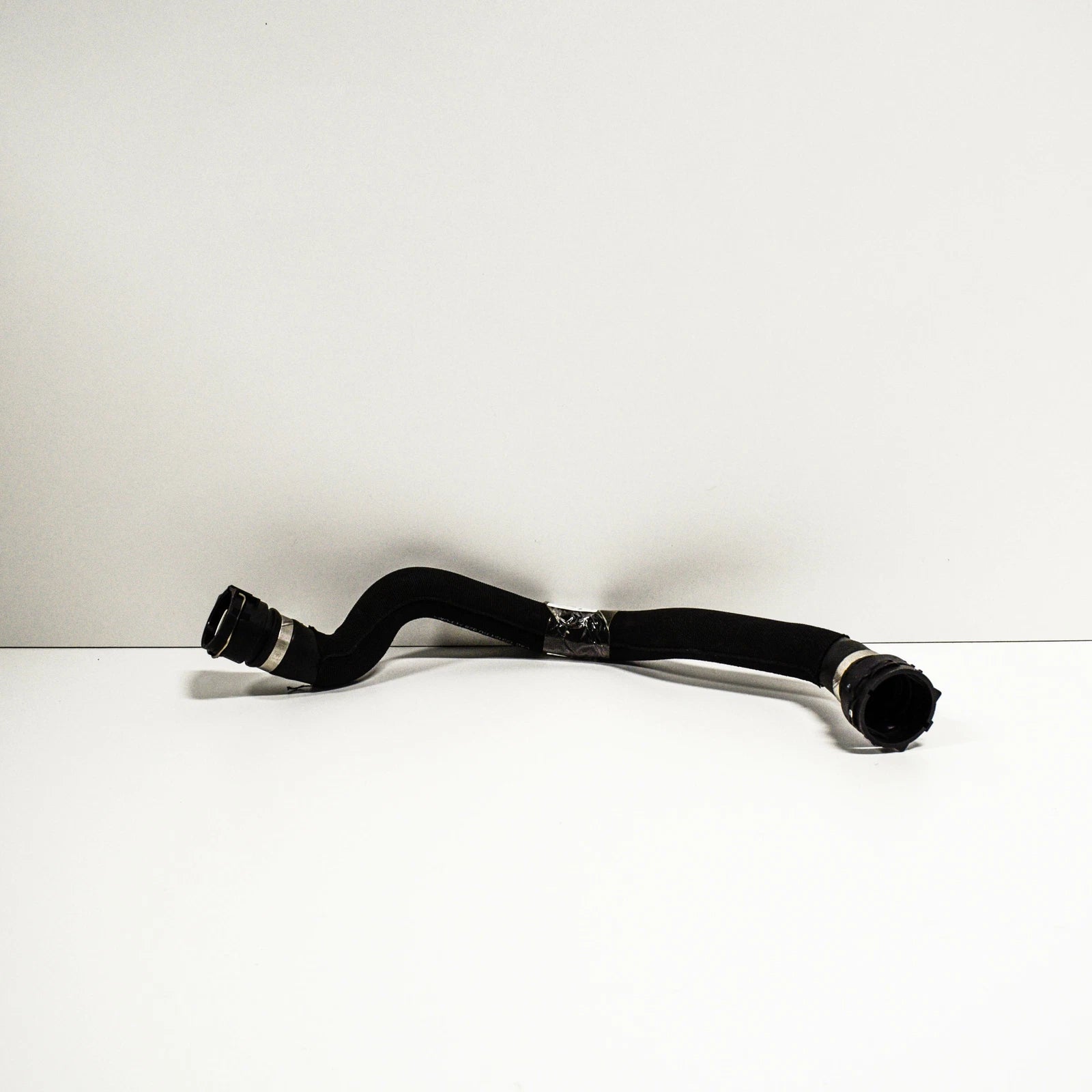 NEW AUDI A4 B8 COOLANT HOSE WITH QUICK RELEASE COUPLING 8K0121101M ORIGINAL