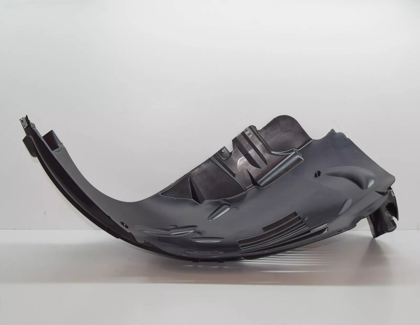 NEW MB GLE W167 FRONT LEFT WHEEL HOUSING LINER FRONT PART A1676901508 ORIGINAL