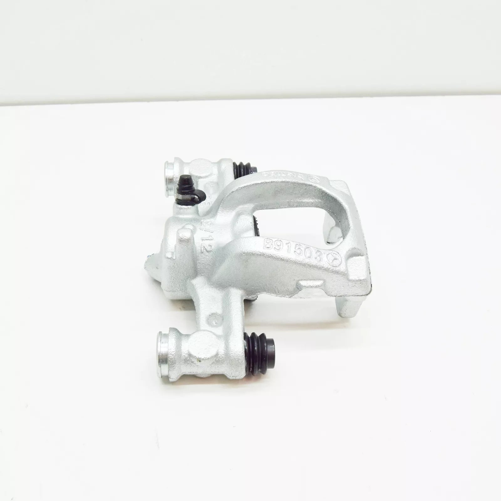 NEW MERCEDES-BENZ VITO W447 REAR RIGHT BRAKE CALIPER A4474208100 ORIGINAL