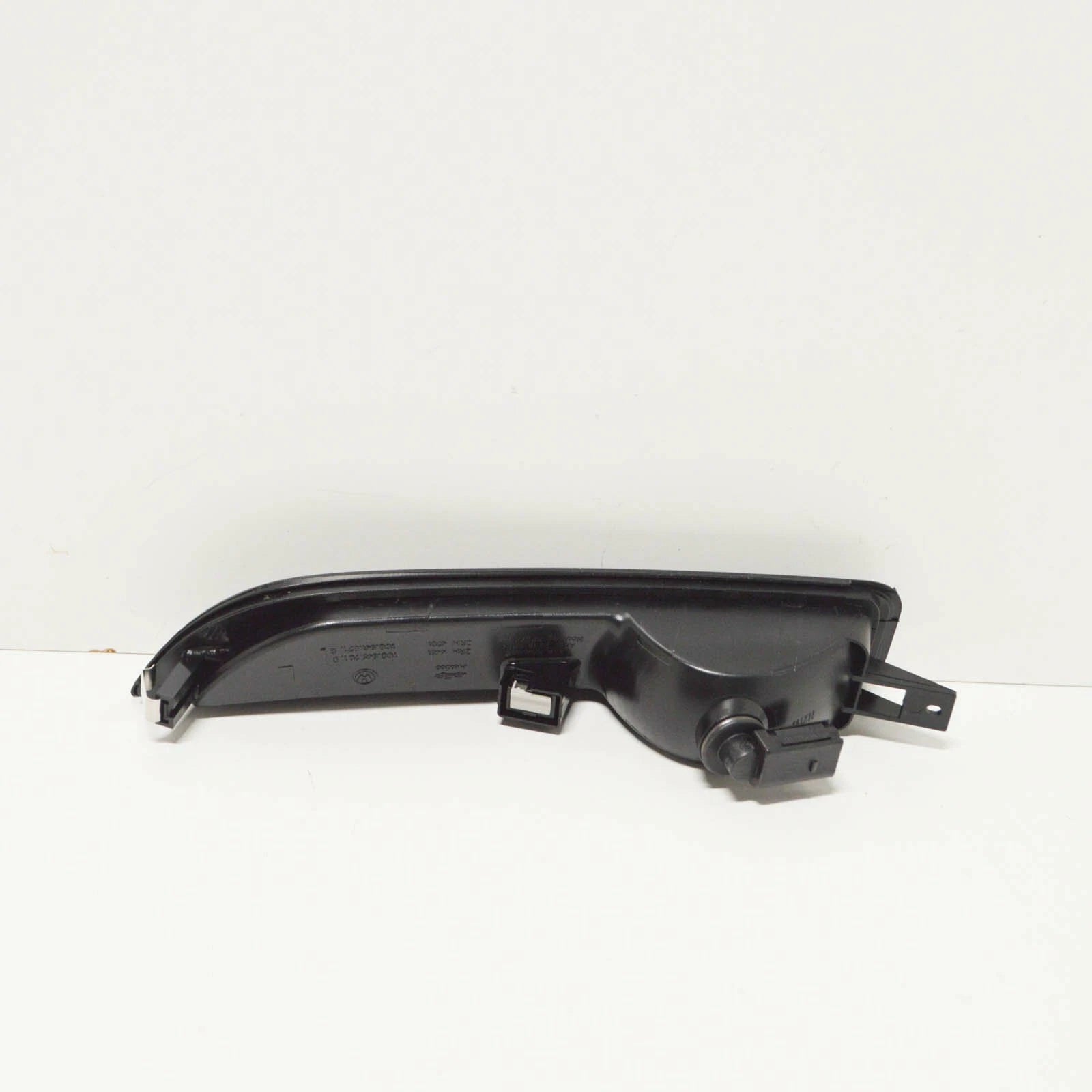NEW VW BEETLE REAR BUMPER LEFT SIDE REVERSE LIGHT 1C0941071G