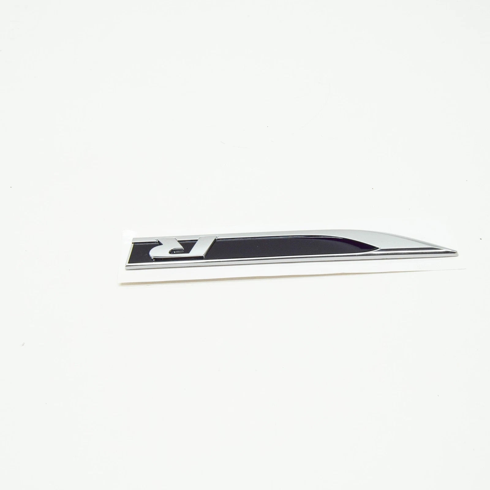 NEW VOLKSWAGEN GOLF 5G MK7 LEFT WING MANUFACTURER BADGE 5G0853688BFFOD ORIGINAL