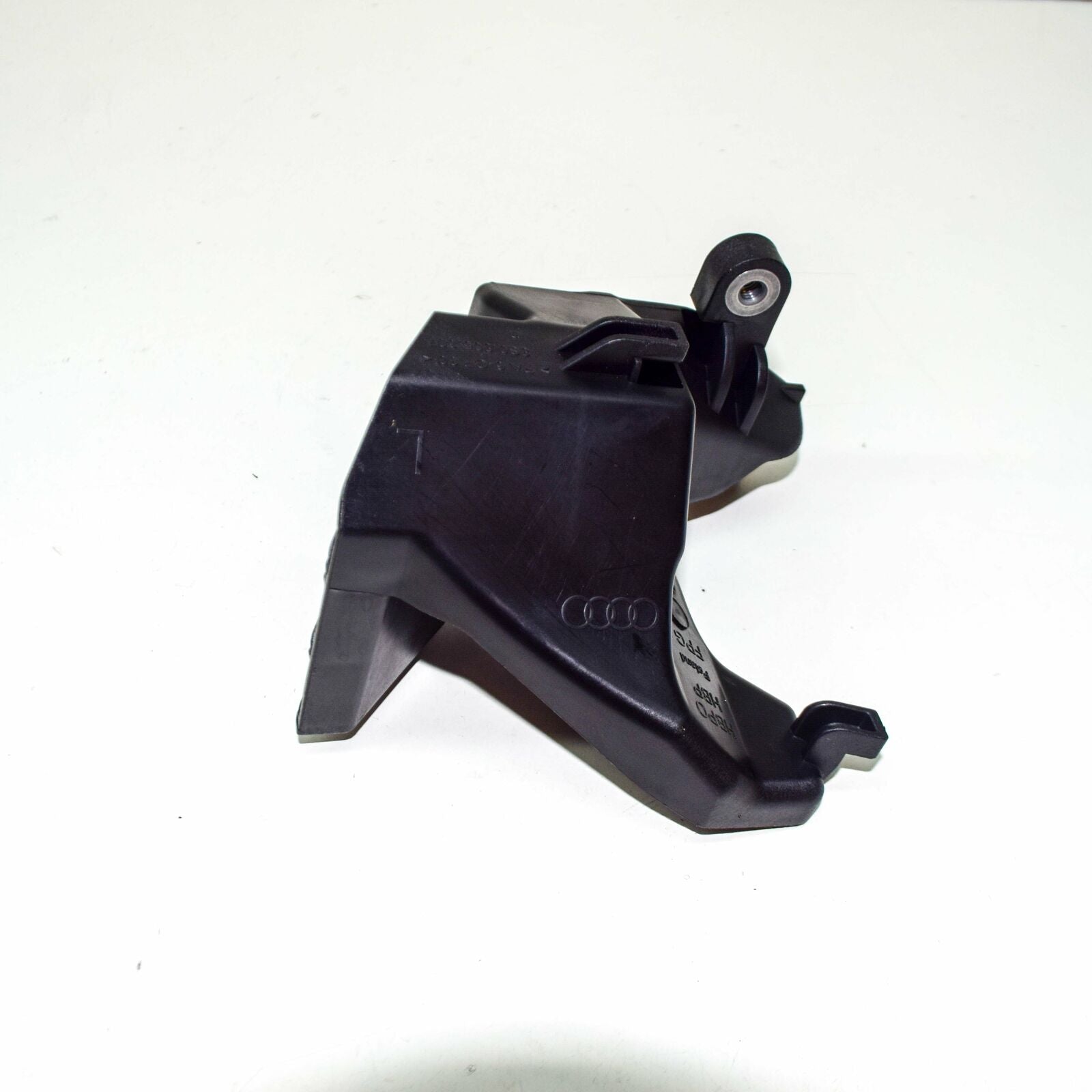 NEW AUDI TT 8S MK3 FRONT LEFT HEADLIGHT BRACKET MOUNT 8S0805607 ORIGINAL