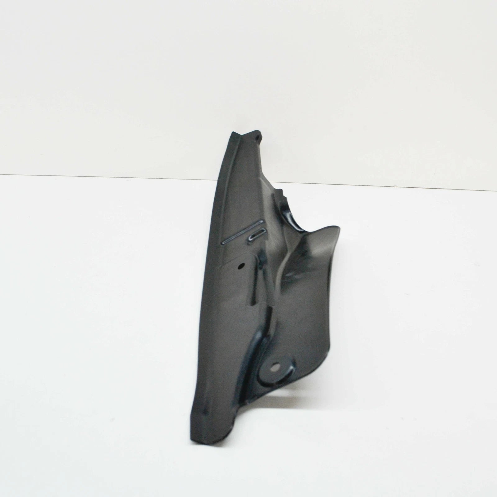 NEW VOLKSWAGEN JETTA A5 FRONT LEFT FENDER CLOSING ELEMENT 1K5821111A ORIGINAL