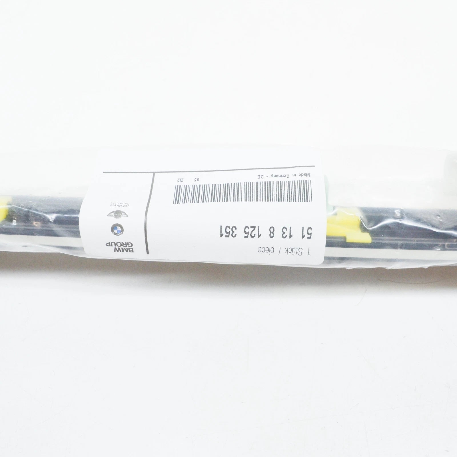 NEW BMW 7 E38 REAR LEFT DOOR MOULDING 51138125351 8125351 ORIGINAL