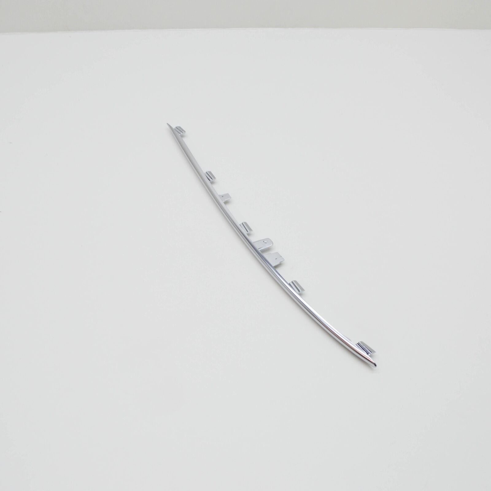 NEW MERCEDES-BENZ AMG GT C190 FRONT RIGHT LOWER MOLDING A2138854602 ORIGINAL