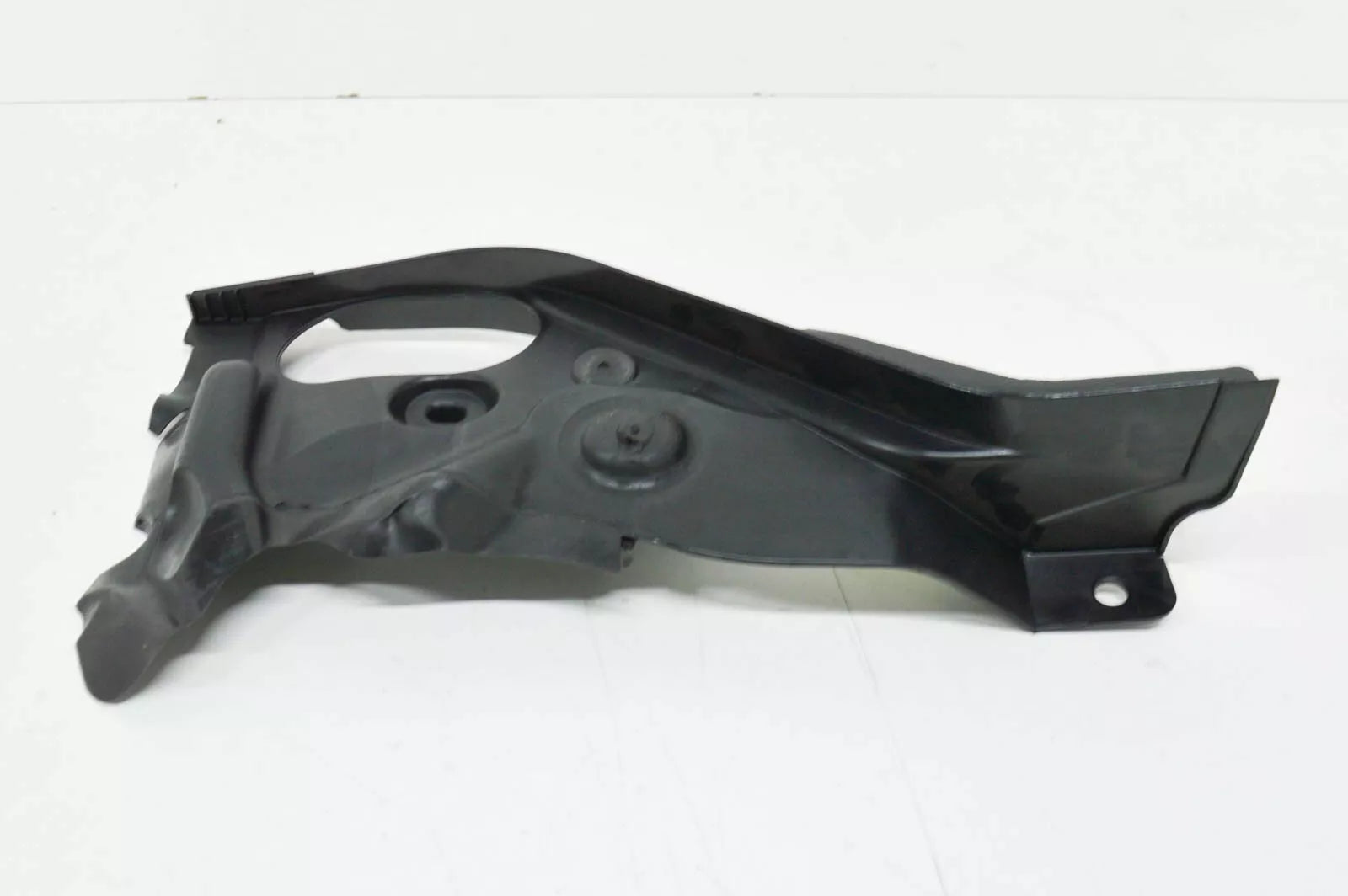 NEW BMW 2 GRAN TOURER F46 ENGINE HOOD LEFT SEAL MOUNT 51767300519 ORIGINAL