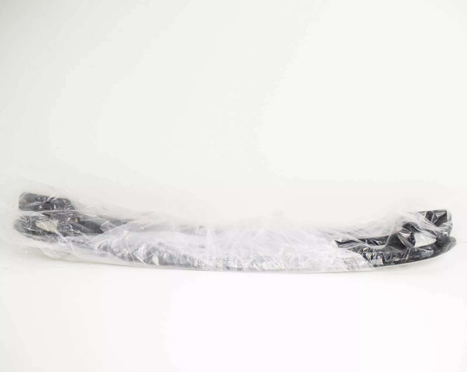 NEW BMW X3 F25 FRONT M BUMPER LOWER CENTER GRILLE 51118056939 2015 ORIGINAL