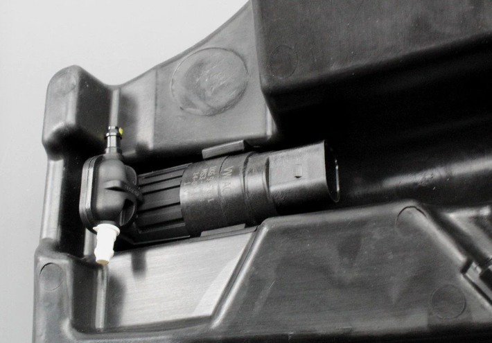 new skoda rapid nh window washer tank 6v0955449 original