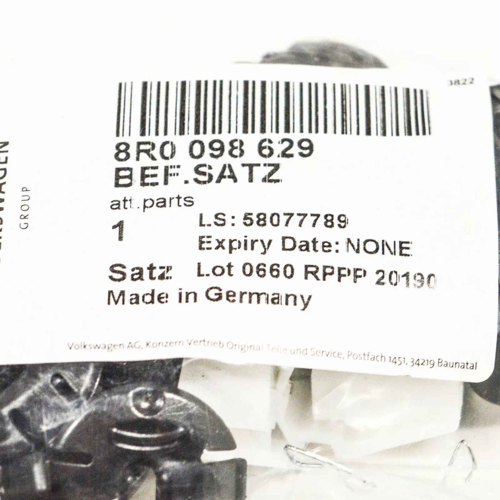 NEW AUDI Q5 8R WHEEL HOUSING LINER ATTACHMENT KIT 8R0098629