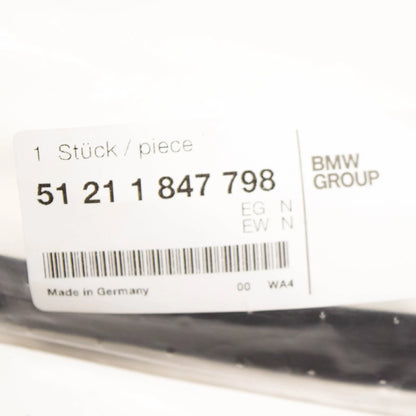 NEW BMW 1502 OUTER WINDOW DOOR WEATHERSTRIP 51211847798 ORIGINAL
