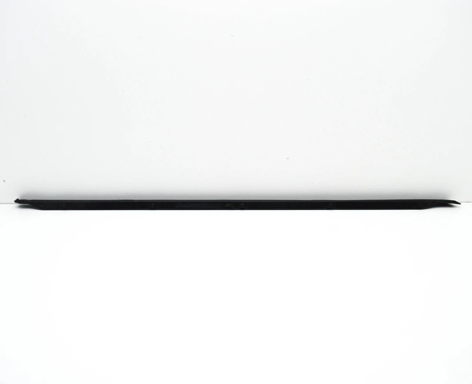 NEW MERCEDES-BENZ GLS X166 REAR LEFT DOOR PROTECTIVE STRIP A1666980762 ORIGINAL