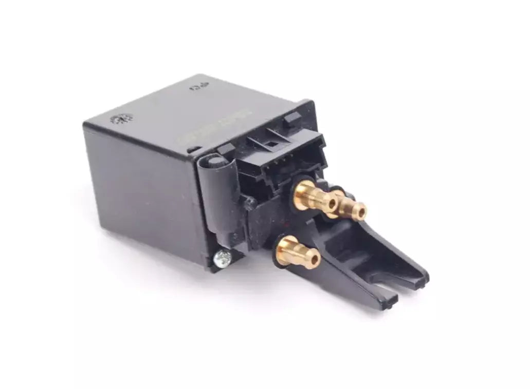 NEW BMW 5 E60 FRONT LUMBAR SUPPORT VALVE 67668385632 8385632 ORIGINAL