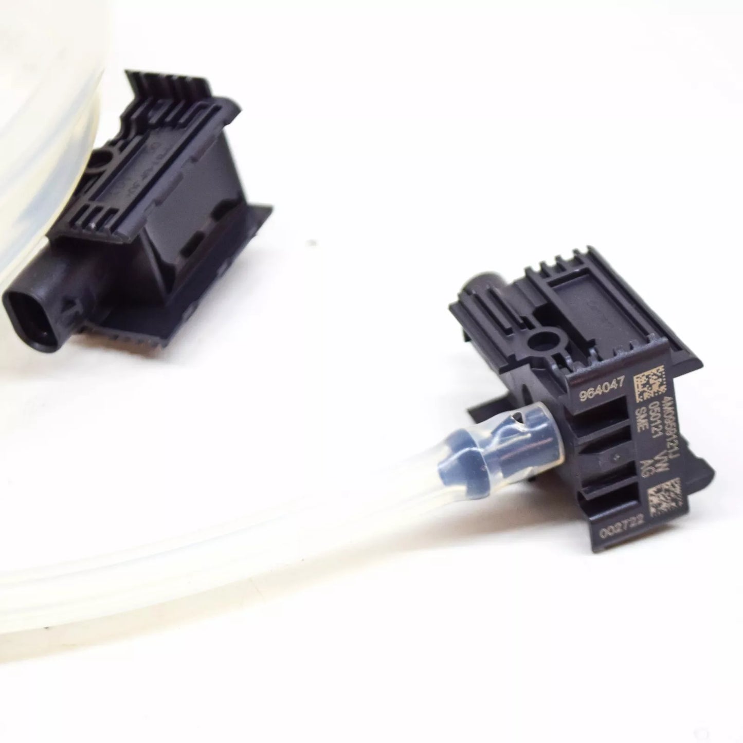 NEW VW TOUAREG CR PEDESTRIAN PROTECTION IMPACT CRASH SENSOR 4M0959121J ORIGINAL