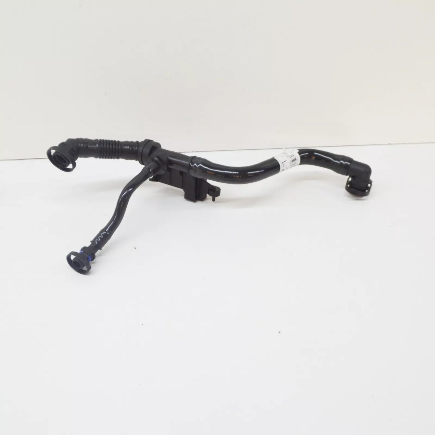 NEW VW TOURAN 1T BREATHER VENT HOSE 03C103474J