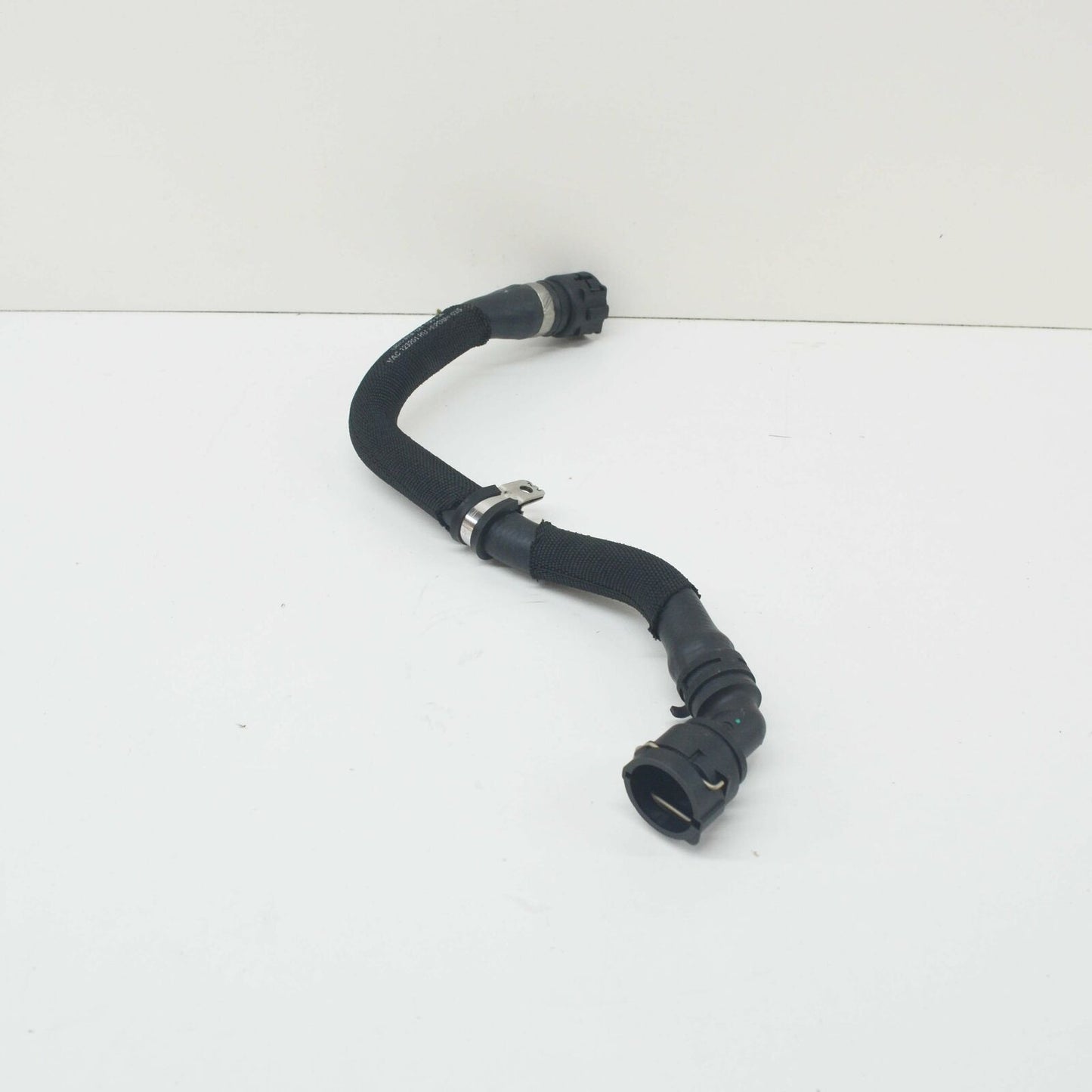 NEW AUDI A4 B8 ENGINE COOLANT HOSE 8K0121109AA ORIGINAL