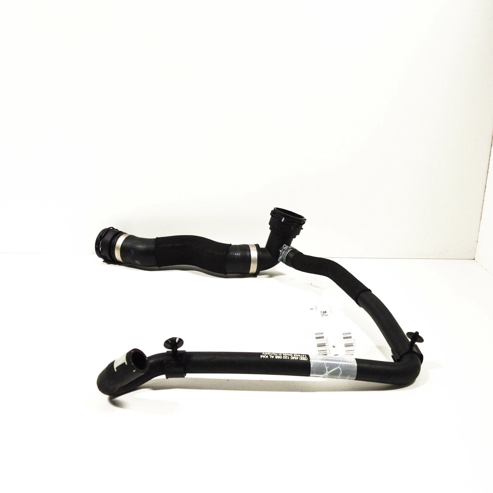 NEW AUDI Q7 4M RADIATOR WATER HOSE 4M0122055AL