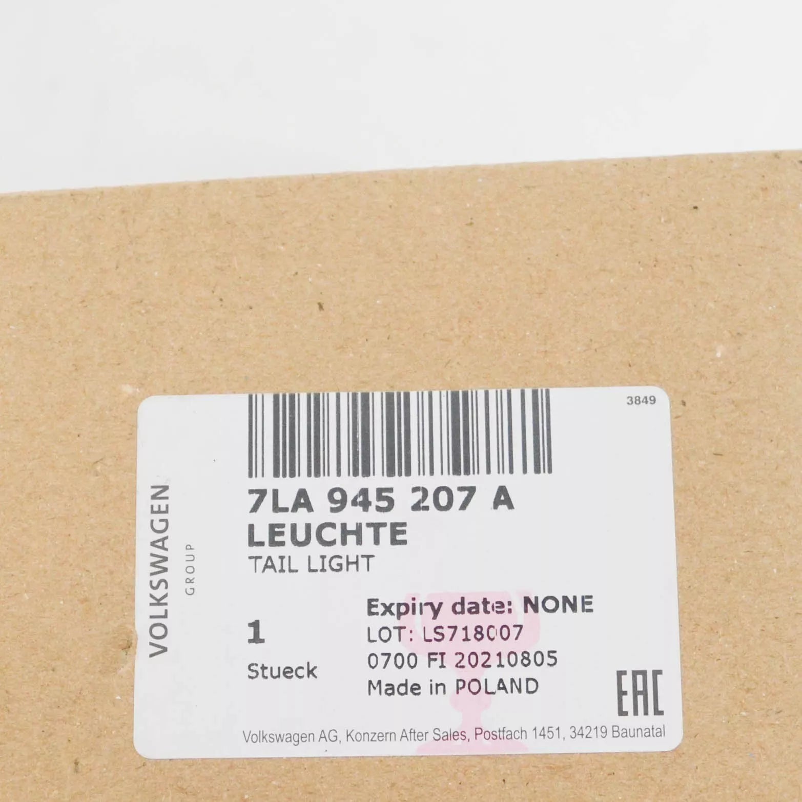 NEW VW TRANSPORTER MULTIVAN T6 REAR LEFT TAILLIGHT 7LA945207C ORIGINAL