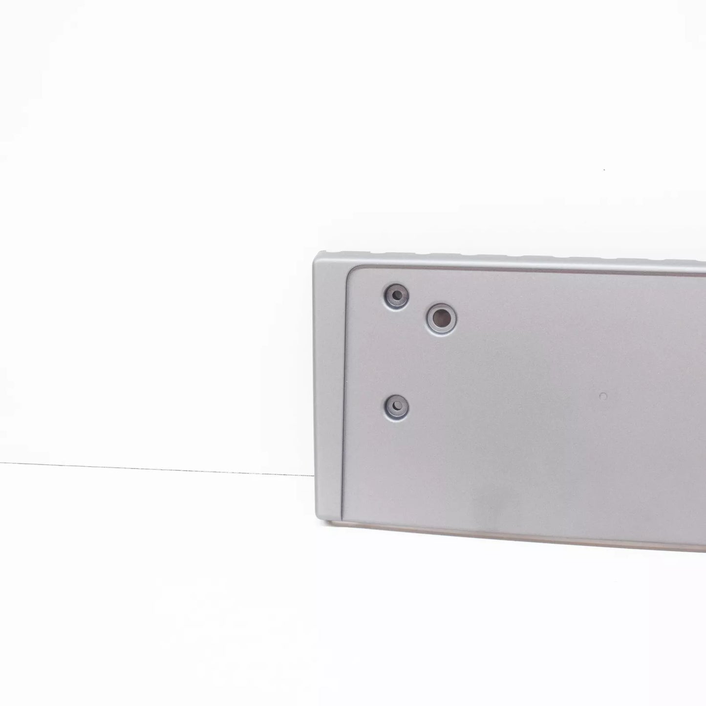 NEW AUDI A4 ALLROAD QUATTRO B8 FRONT LICENCE PLATE HOLDER 8K0807285AA1RR