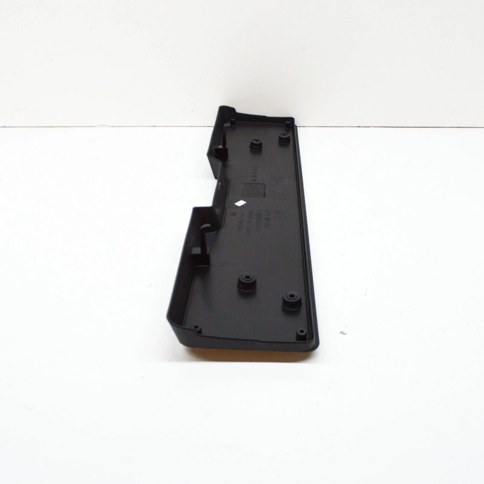 NEW BMW 7 G11 G12 M ECE FRONT BUMPER LICENSE NUMBER HOLDER 51138073422 ORIGINAL