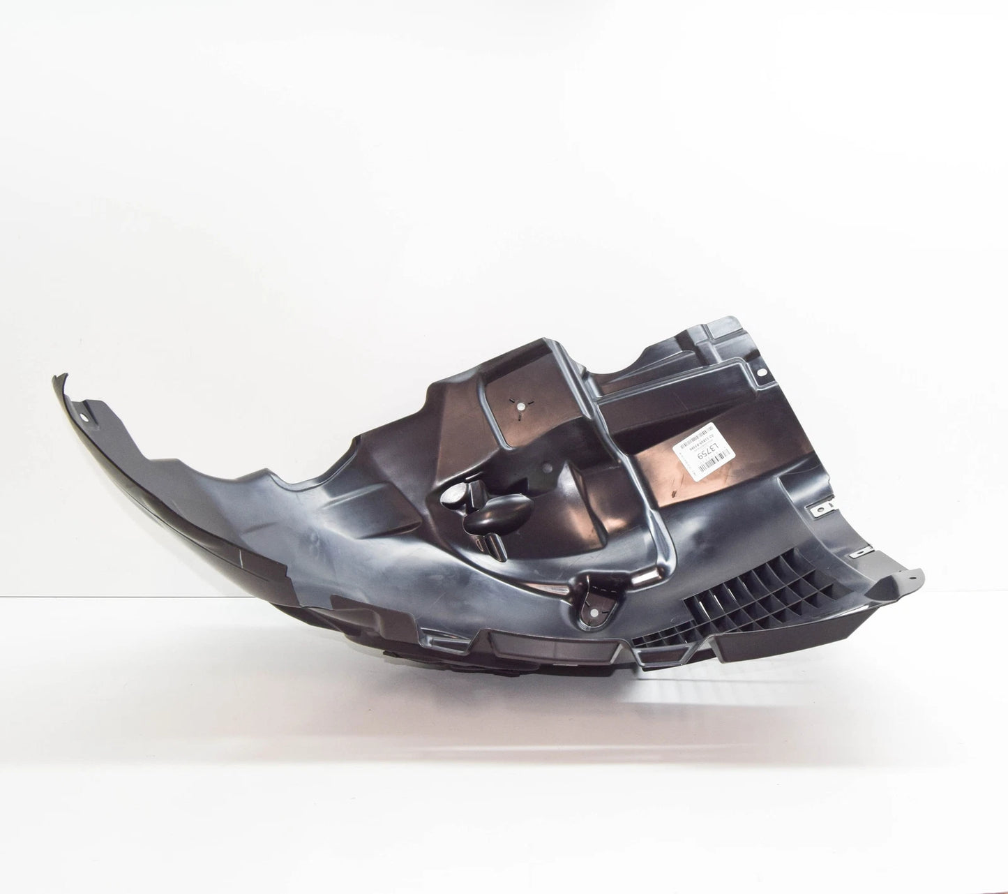 NEW MB CLA C118 FRONT LEFT WHEEL HOUSING LINER FRONT PART A1186900101 ORIGINAL