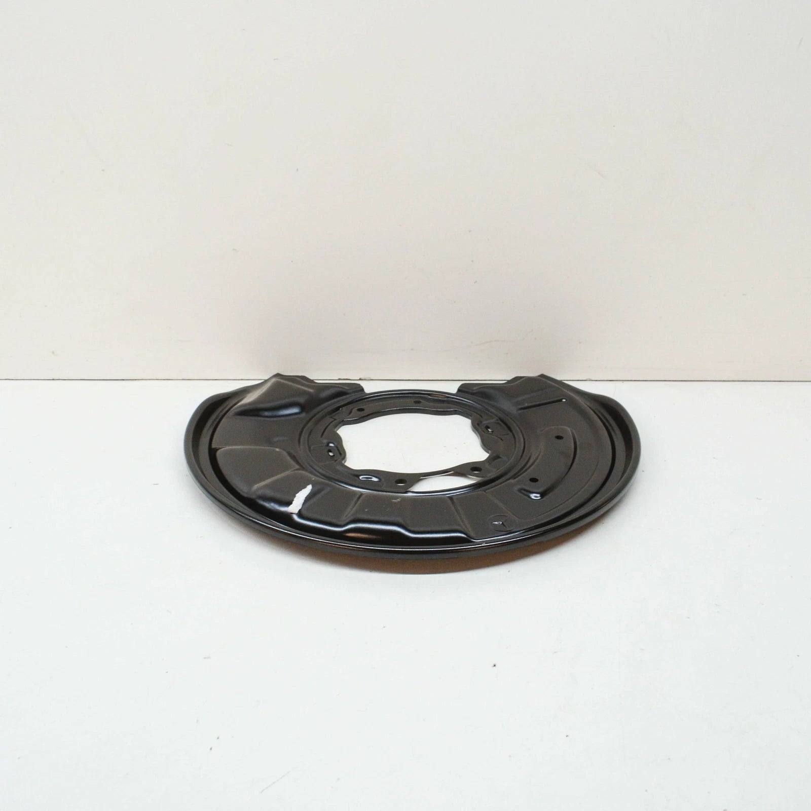 NEW MB C W204 REAR RIGHT BRAKE BACKING PLATE A2044211820 ORIGINAL