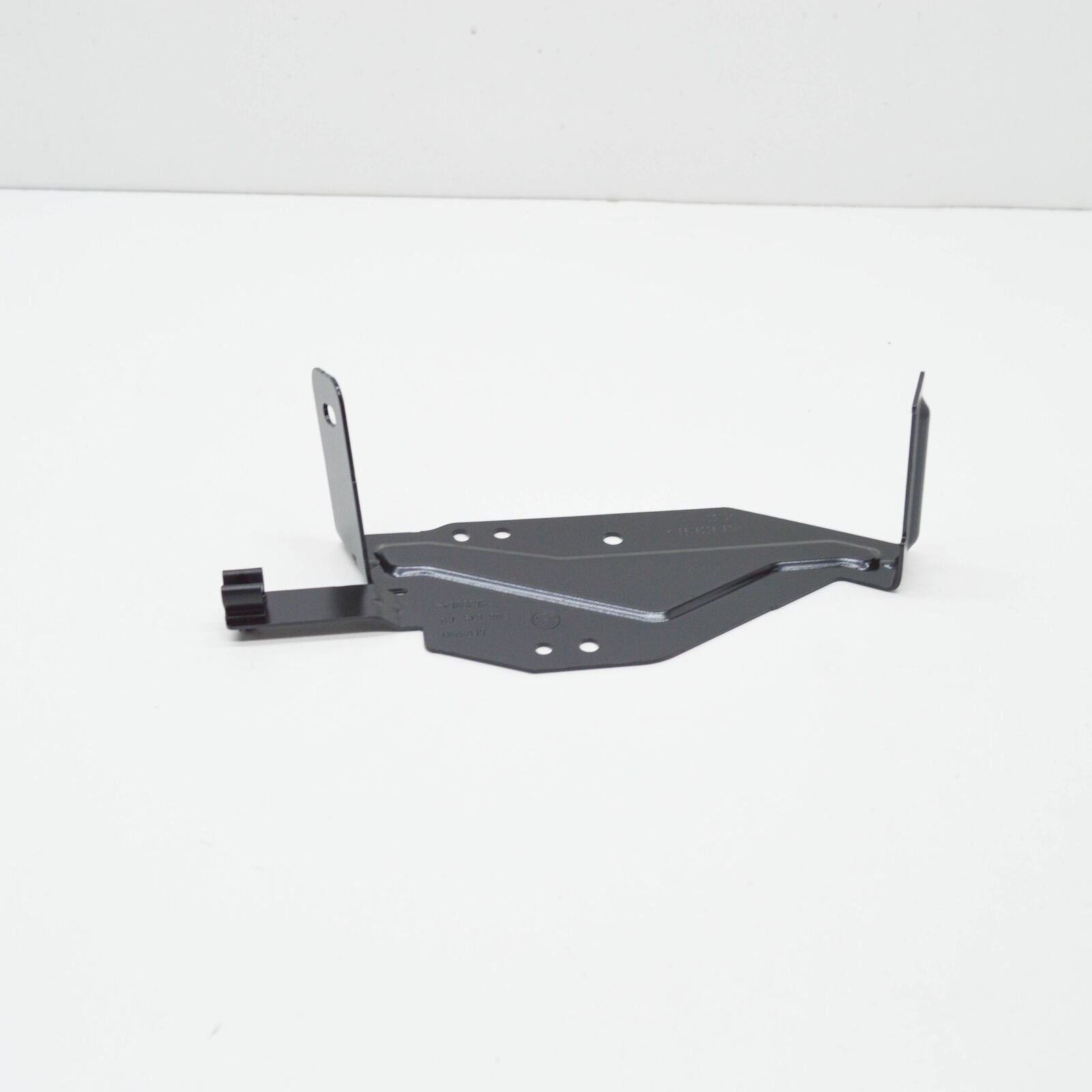 NEW VOLKSWAGEN ARTEON 3H7 AUXILIARY HEATER FUEL LINE BRACKET 3Q0898595 ORIGINAL