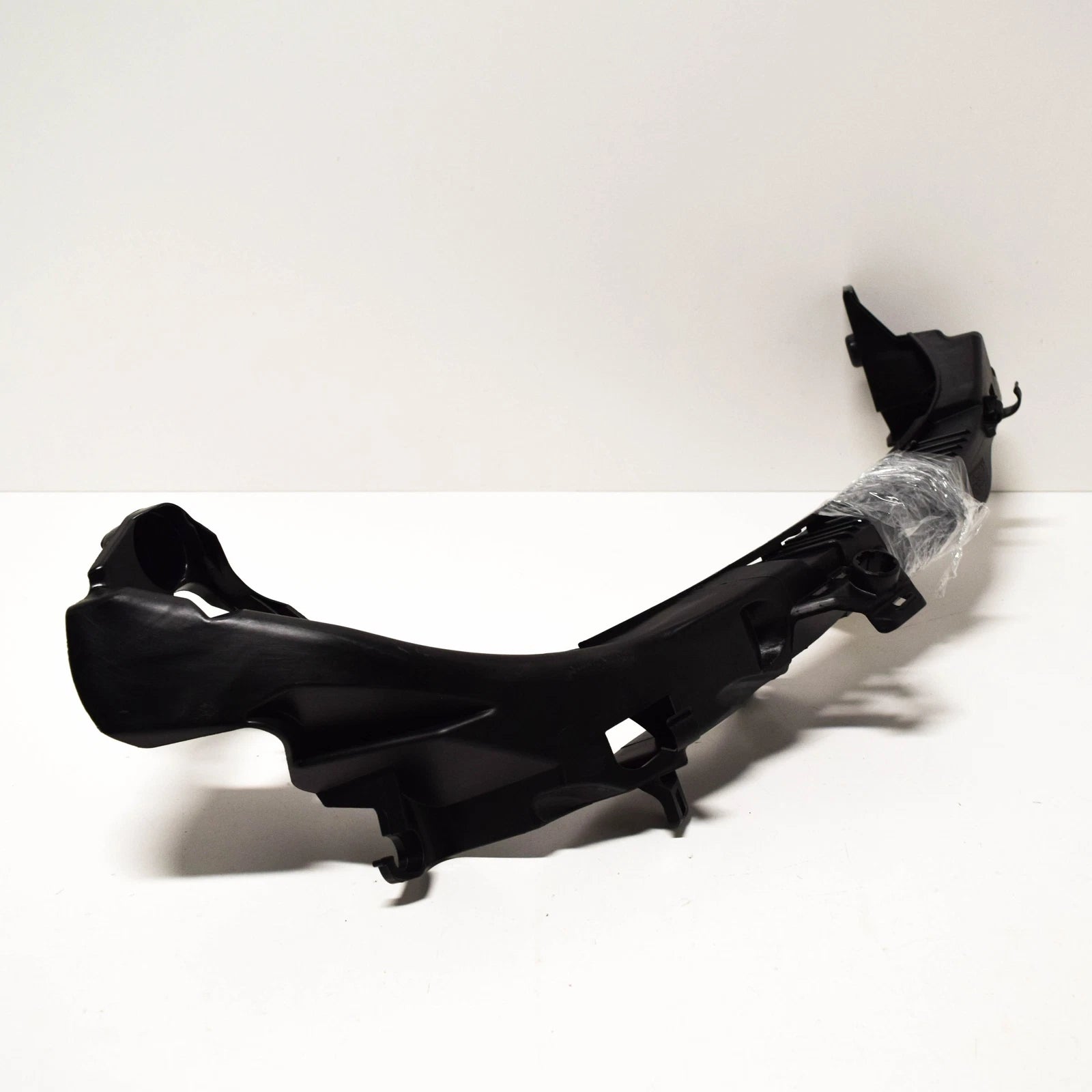 NEW BMW M3 E90 FRONT RIGHT HEADLIGHT BRACKET ARM 51118040552 ORIGINAL