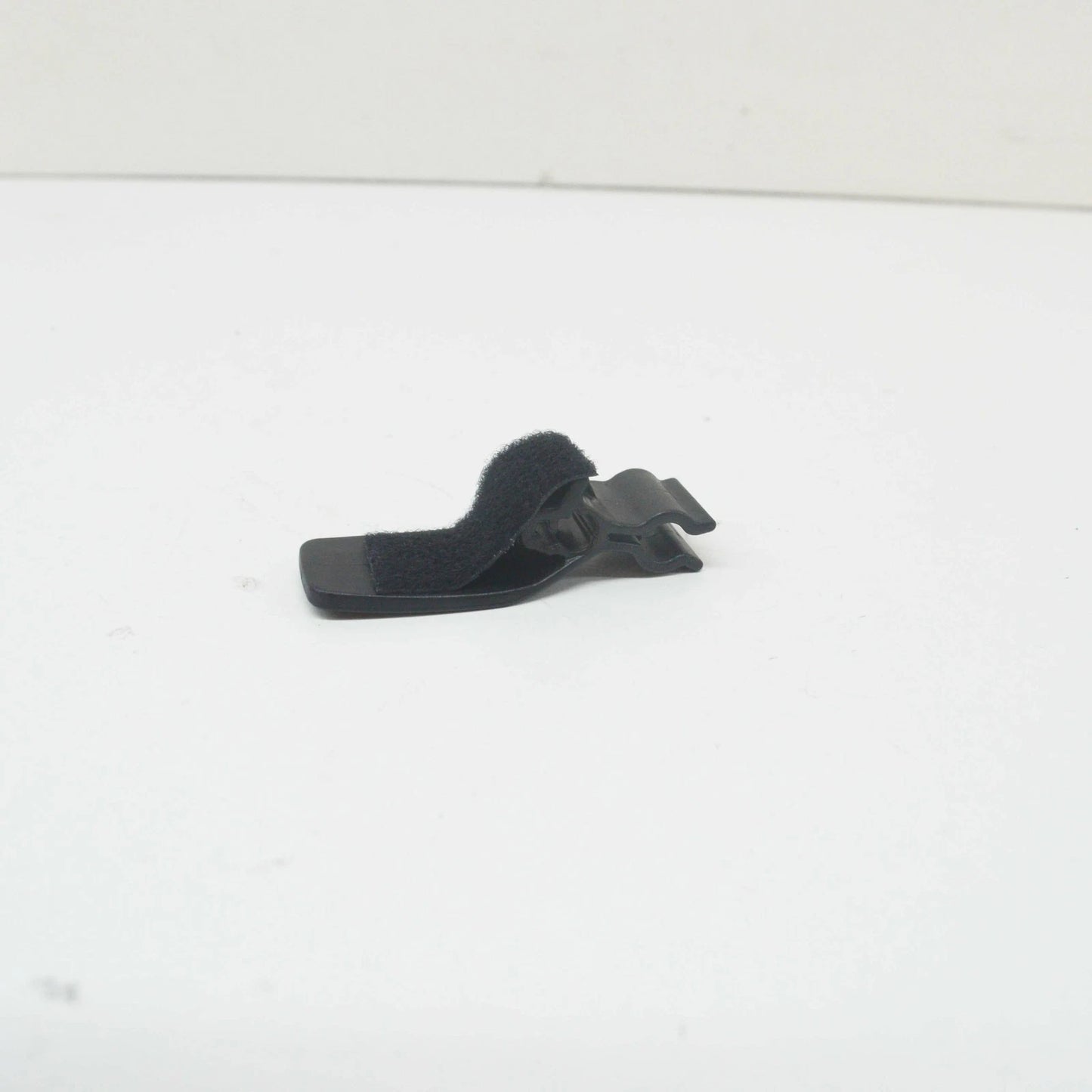 NEW VW TOUAREG 7P LUGGAGE COVER BLIND REPAIR SET 7P689877345W ORIGINAL