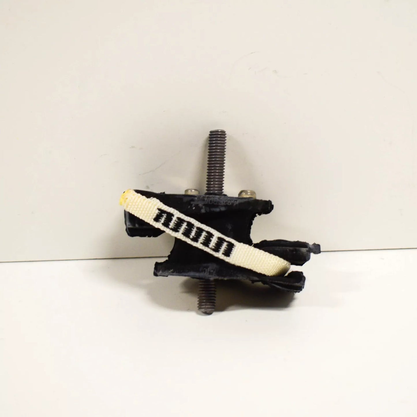 NEW BMW 1 F20 GEARBOX MOUNTING 22316796617 ORIGINAL