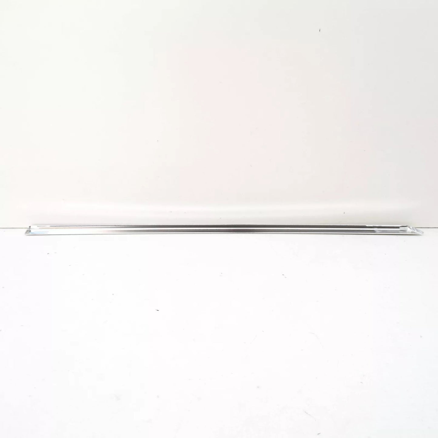 NEW VOLKSWAGEN T-ROC A11 REAR RIGHT DOOR MOLDING 2GA839644HXK1