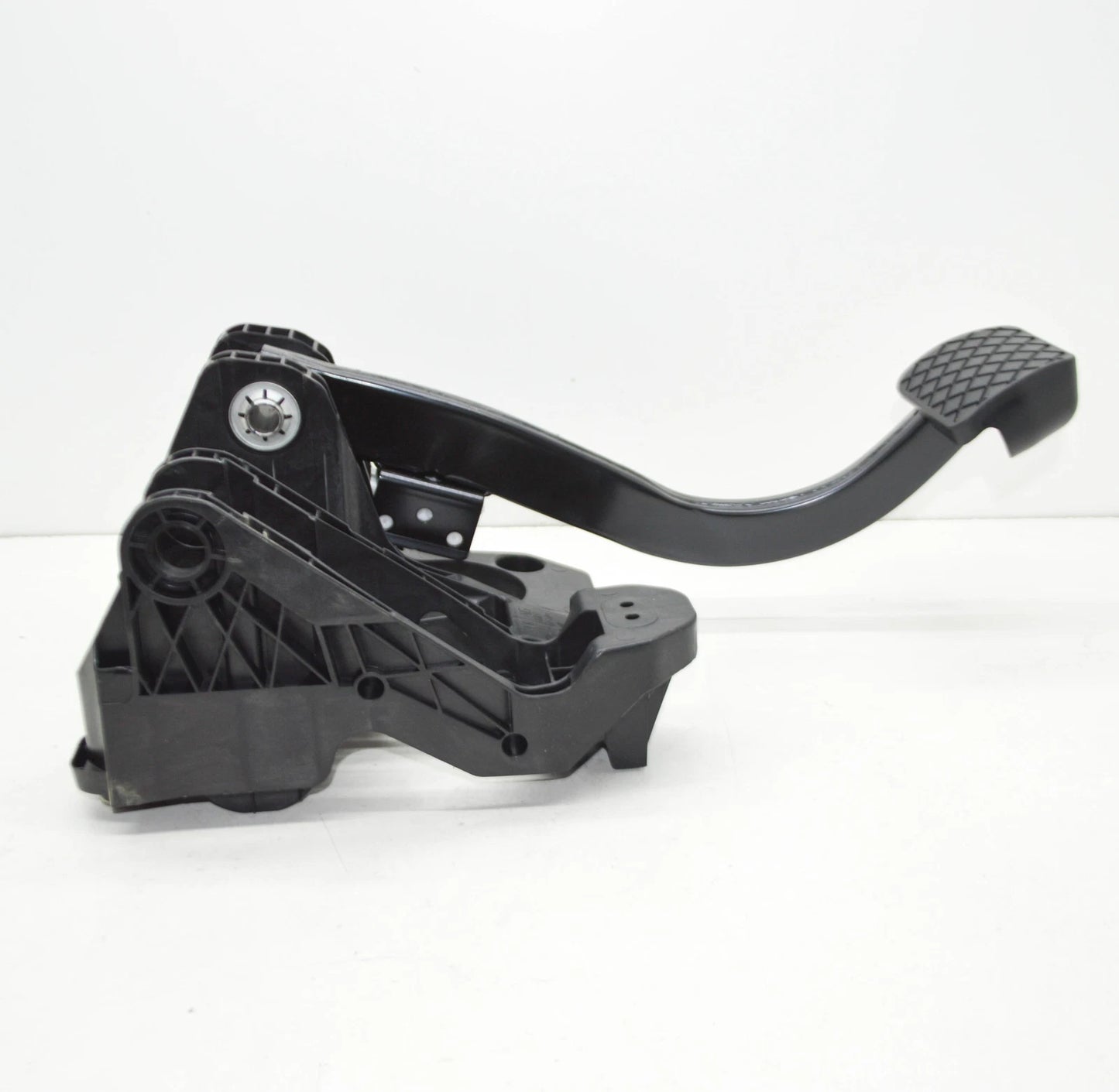 NEW VOLKSWAGEN CRAFTER FLATBED SZ BRAKE AND CLUTCH PEDAL LHD 2N1723031