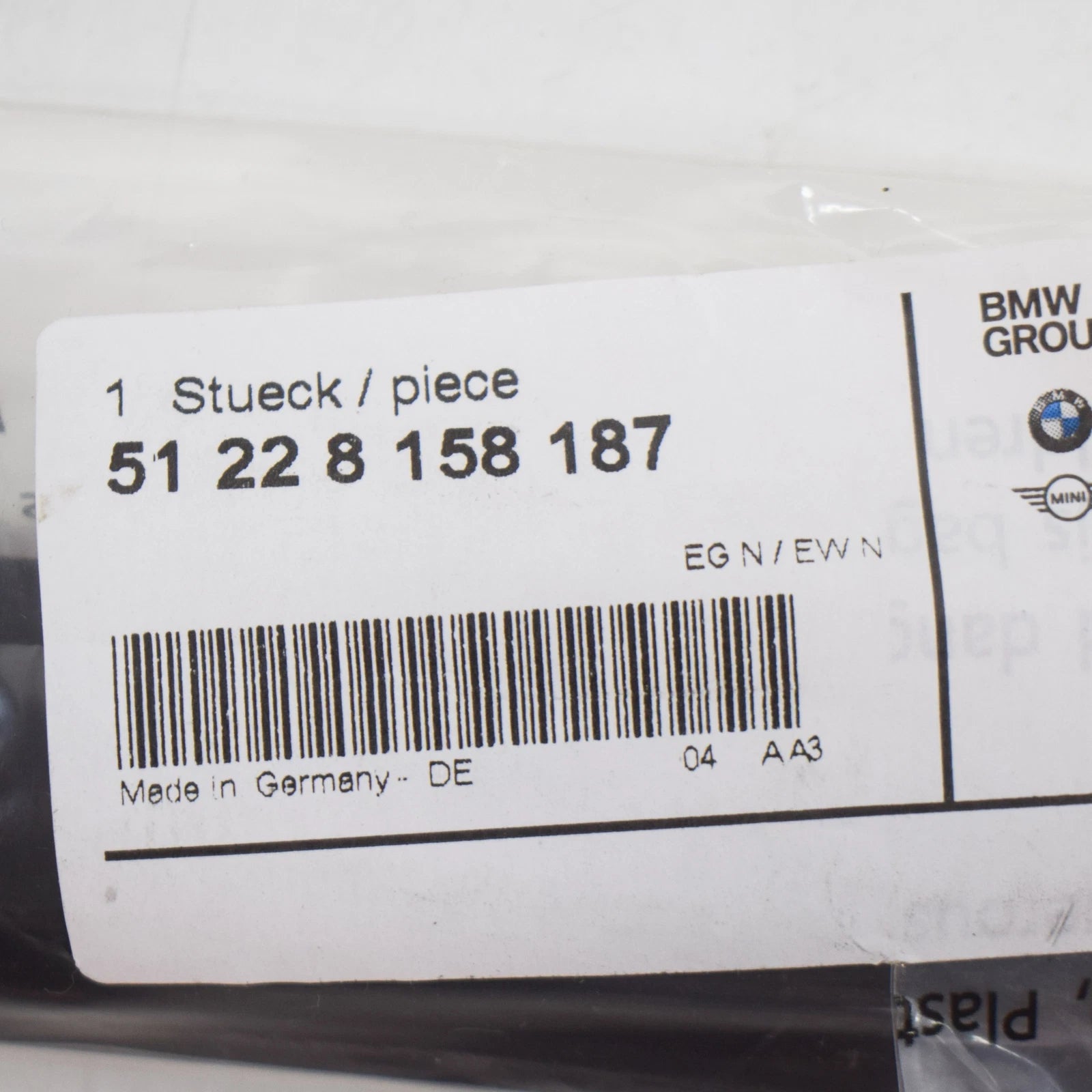 NEW BMW 7 E38 REAR LEFT DOOR SEALING BETWEEN DOOR/ENTRANCE 51228158187 ORIGINAL