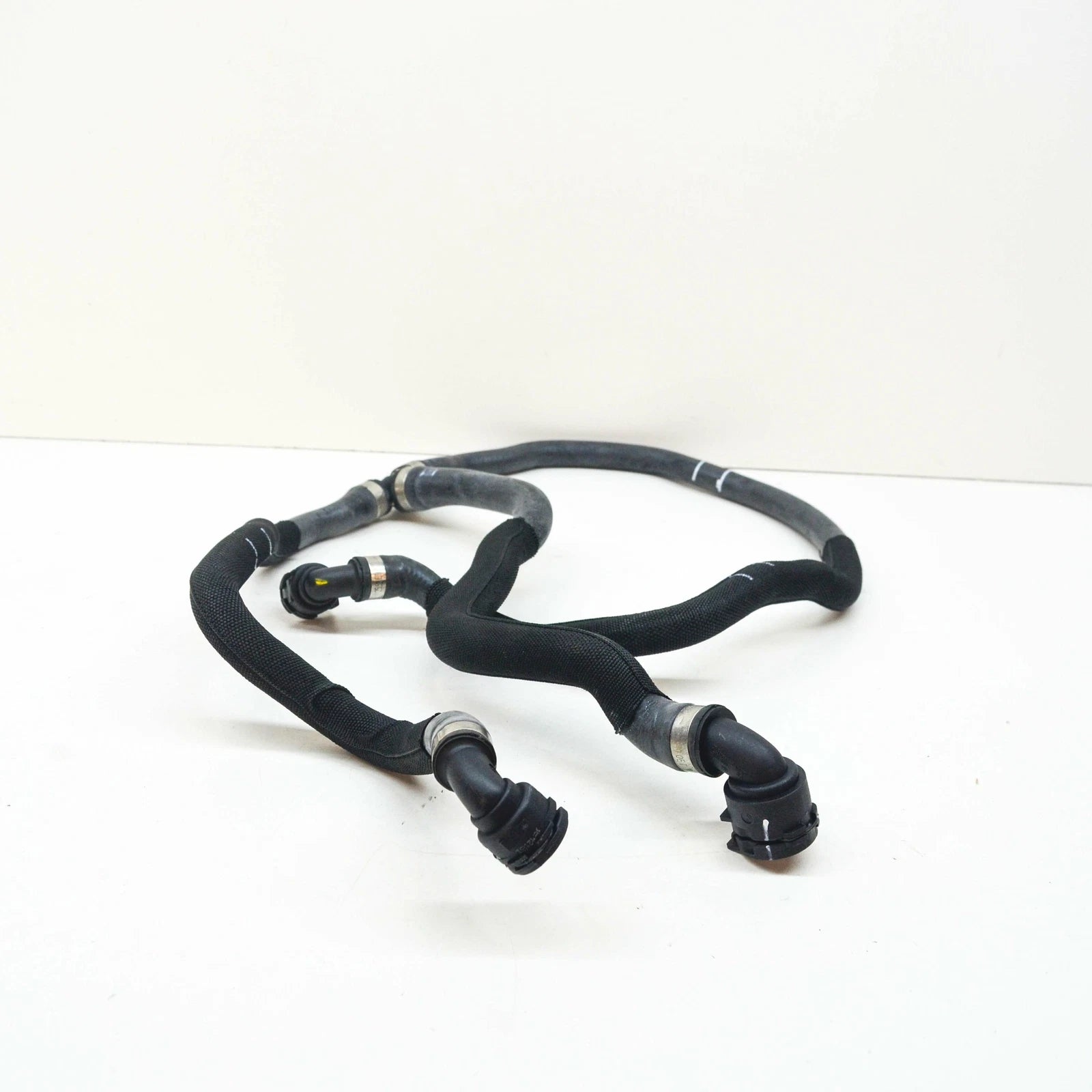 NEW BMW 5 G30 COOLING REMOTE RADIATOR UPPER HOSE 17128602863 ORIGINAL