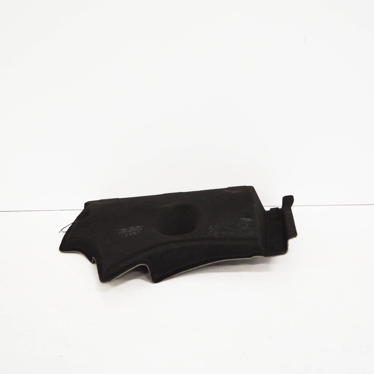 NEW AUDI A6 C7 FRONT RIGHT UNDERBODY LINING COVER 4G0825202A ORIGINAL