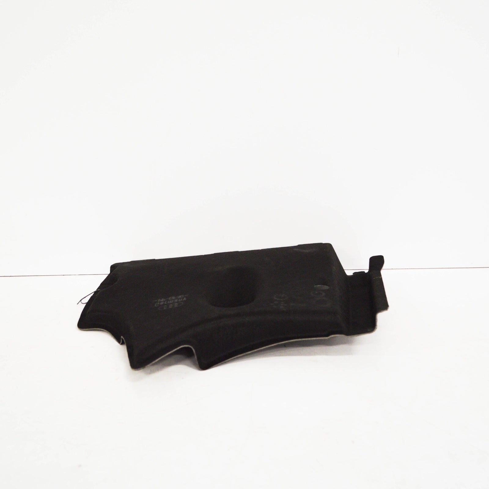 NEW AUDI A6 C7 FRONT RIGHT UNDERBODY LINING COVER 4G0825202A ORIGINAL