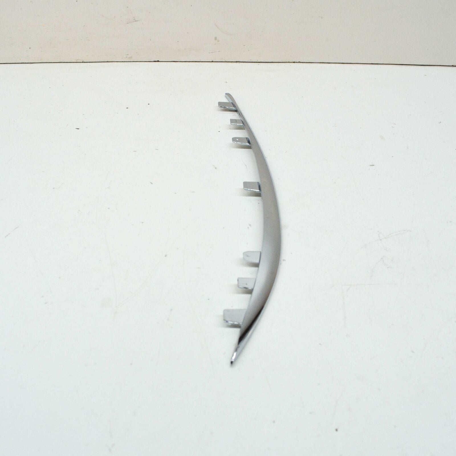 NEW MERCEDES-BENZ C W205 FRONT LEFT BUMPER MOLDING TRIM A2058850374 ORIGINAL