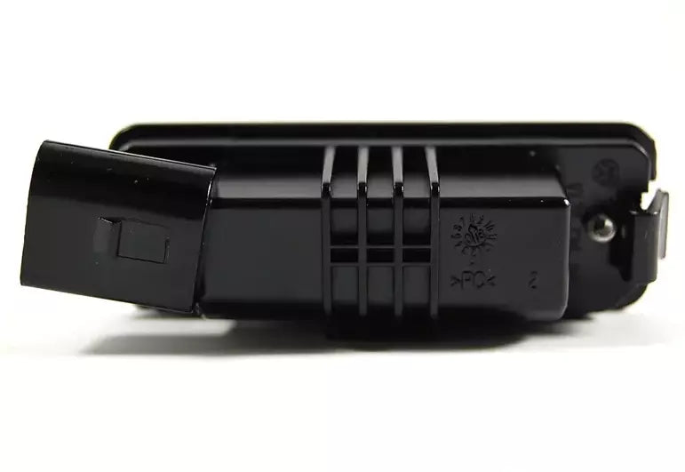 NEW VOLKSWAGEN EOS REAR LICENSE PLATE LIGHT 3D0943021A ORIGINAL