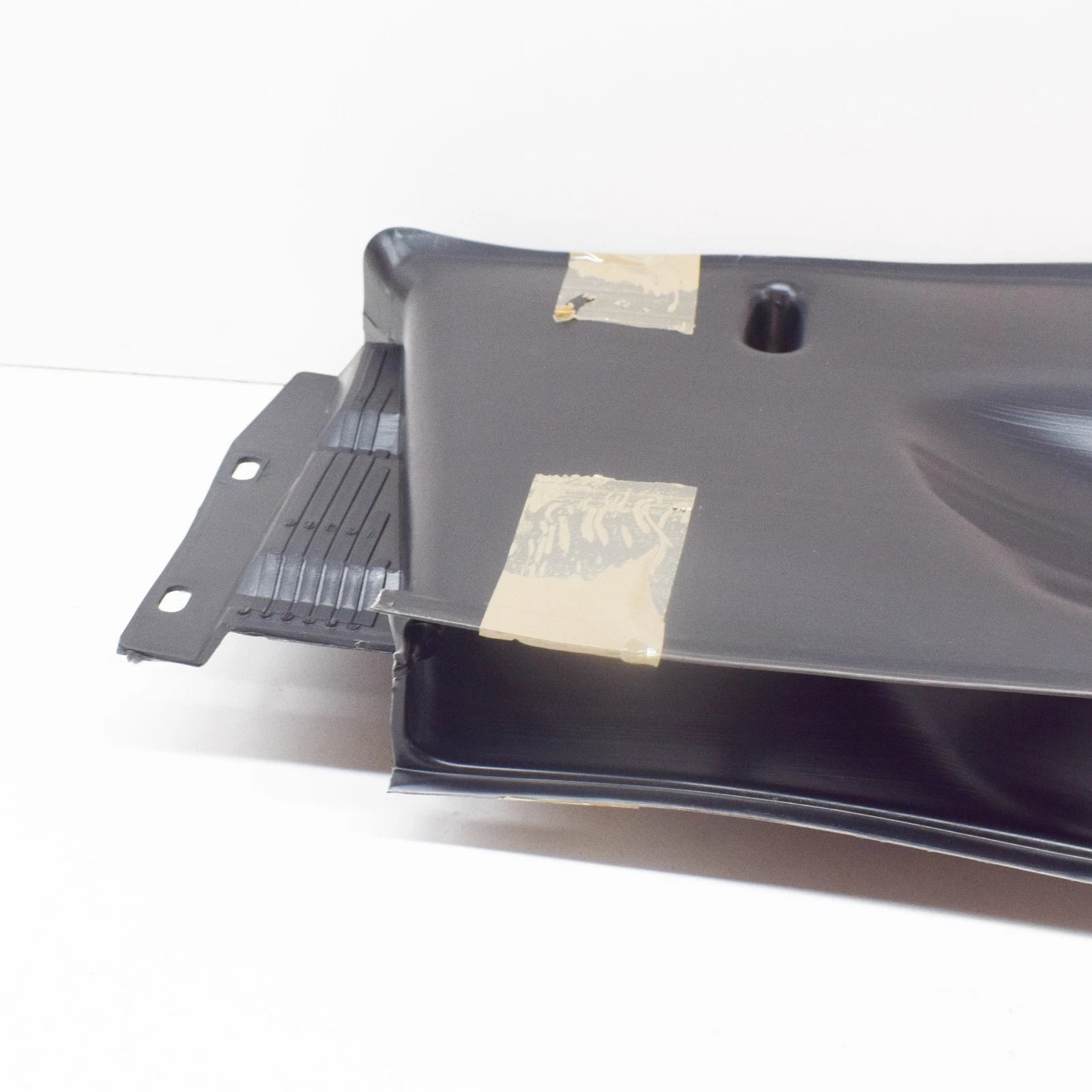 NEW BMW 3 CONVERTIBLE E36 OIL COOLER AIR DUCT 51712253303 2253303 ORIGINAL