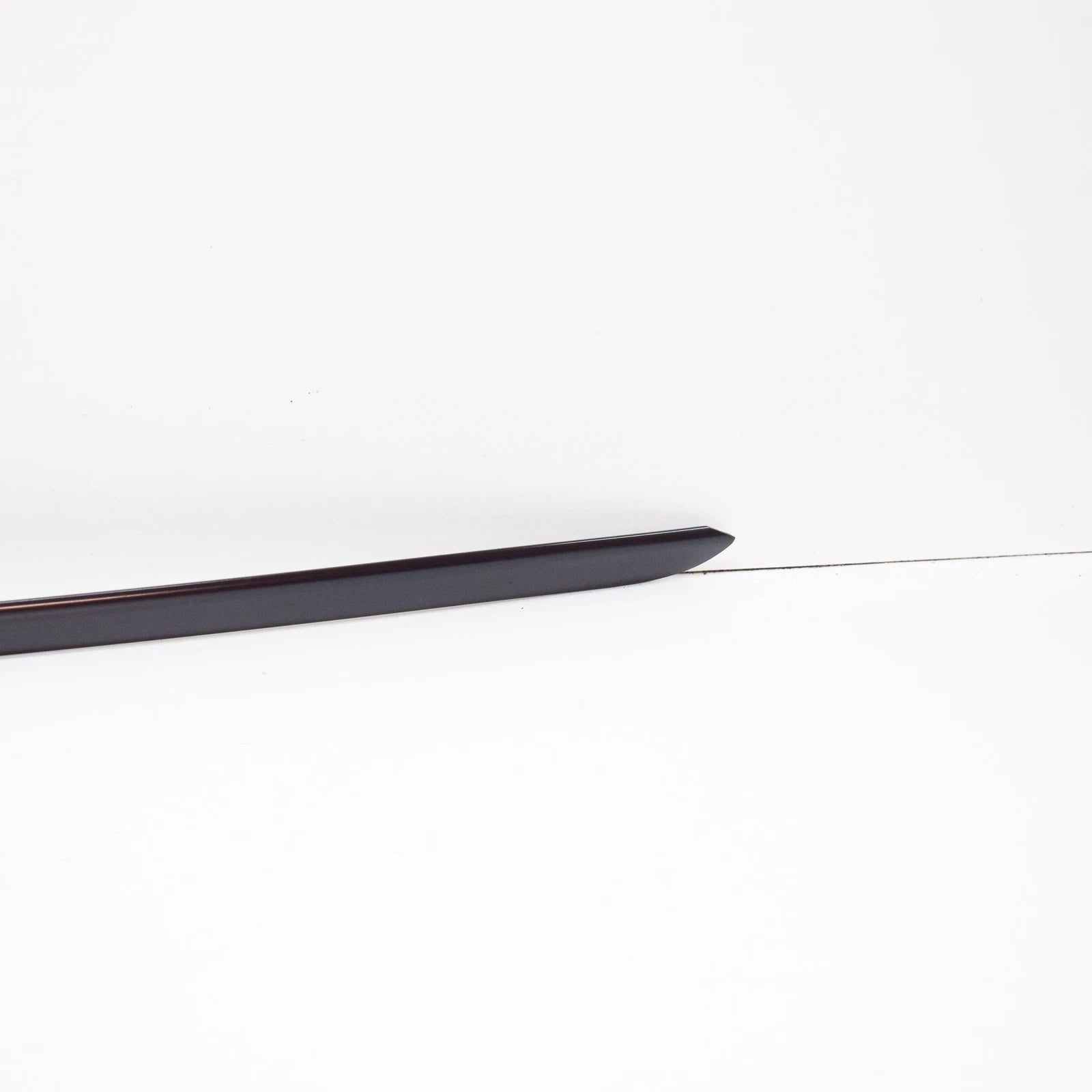 NEW BMW X6 E71 FRONT WINDSHIELD LEFT DRIP MOULDING TRIM 51317250403 ORIGINAL