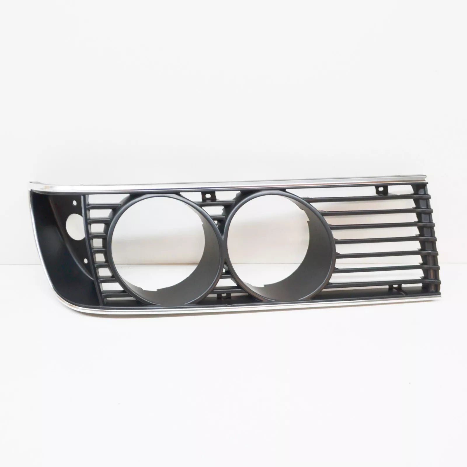 NEW BMW 6 E24 HEADLIGHT FRONT LAMP GRILLE LEFT 51131838751 1838751 ORIGINAL