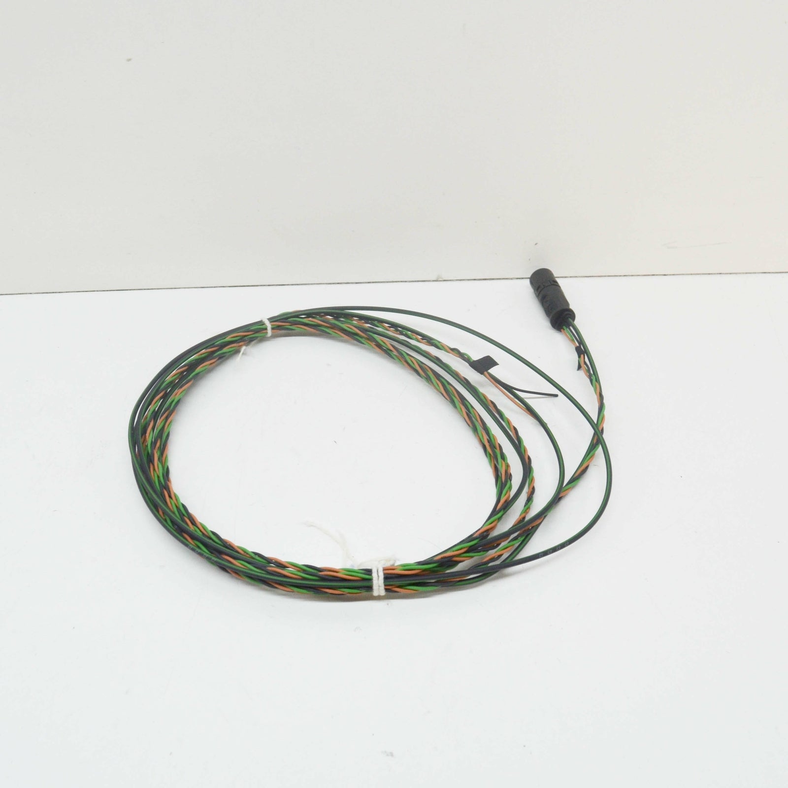 NEW AUDI A3 8V GLOW PLUG RD. CONNECTOR SLEEVE HOUSING 04L971785C ORIGINAL