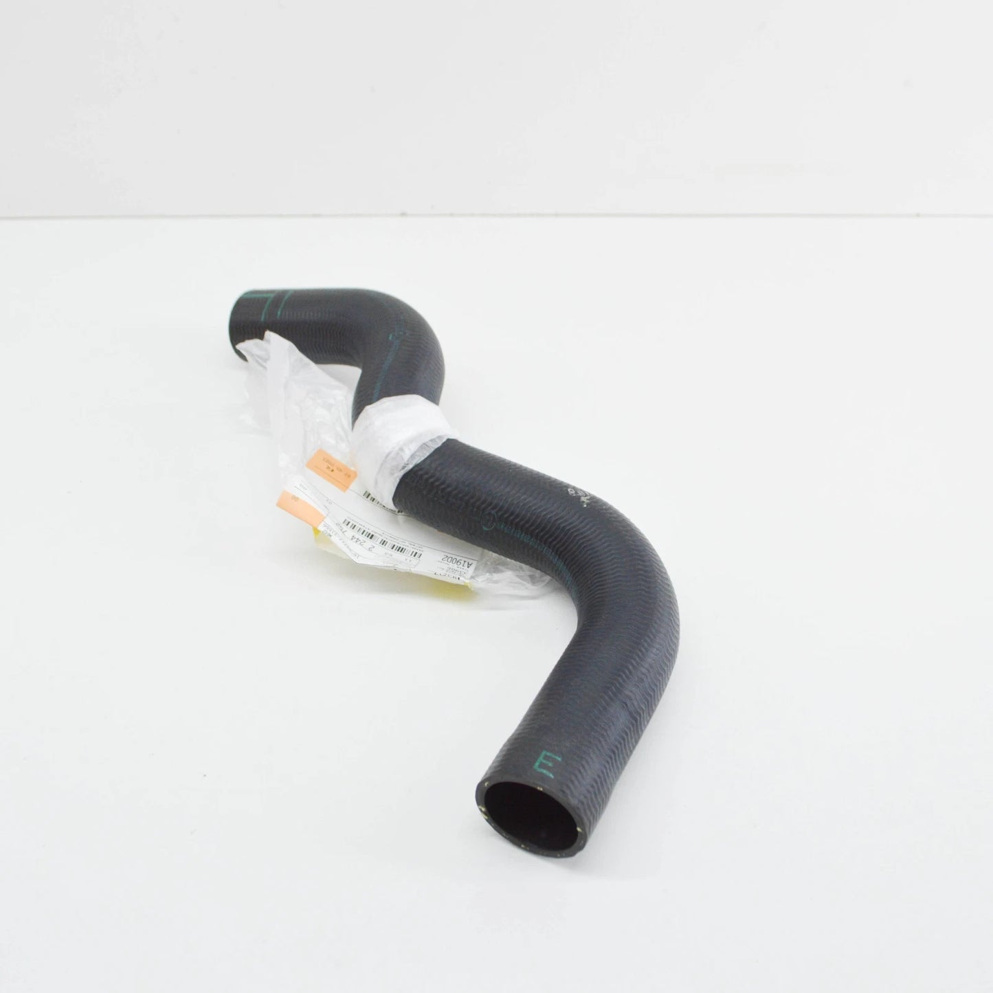 NEW BMW 3 E36 COOLING SYSTEM WATER HOSE 11532244752 2244752 ORIGINAL