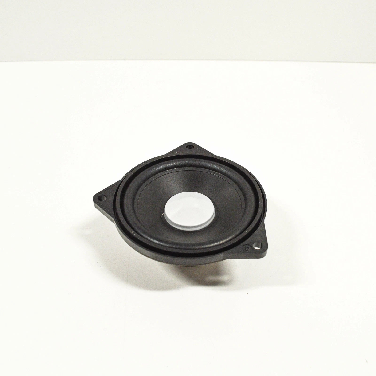 NEW BMW FRONT DASHBOARD MIDRANGE HIFI SPEAKER 65139368383