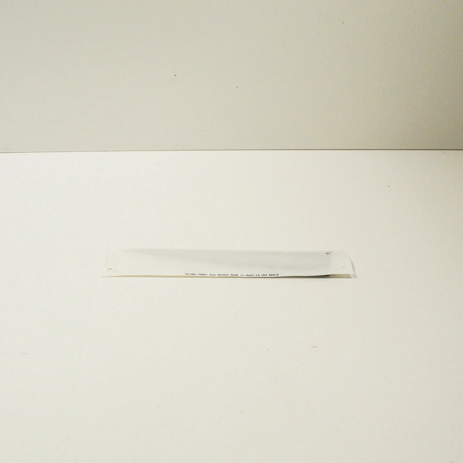 NEW VW TOURAN 5T FRONT RIGHT BADGE SELF-ADHESIVE R-LINE 5TA853426FOD ORIGINAL