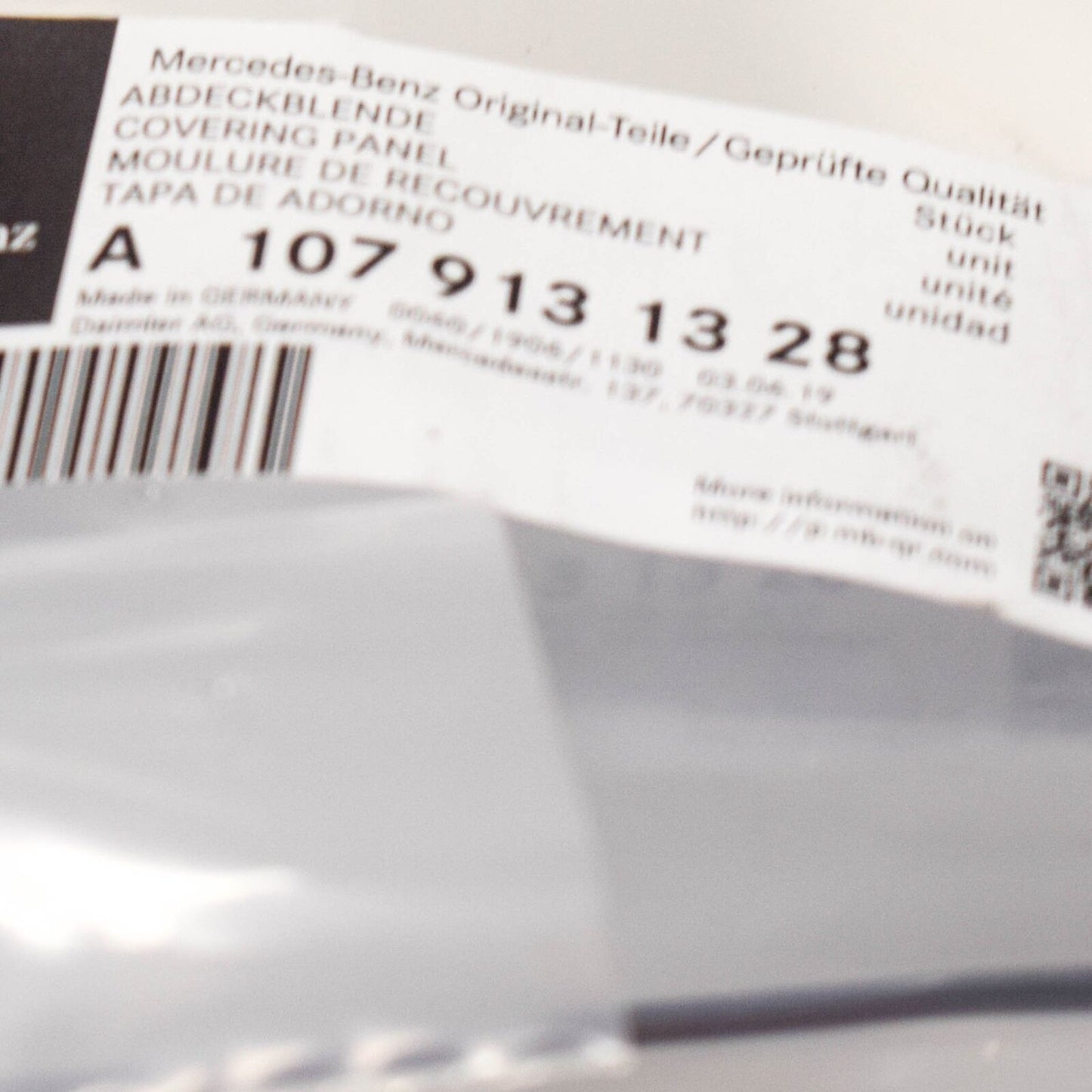 NEW MB SL R107 FRONT LEFT SEAT LOWER HINGE A1079131328 ORIGINAL