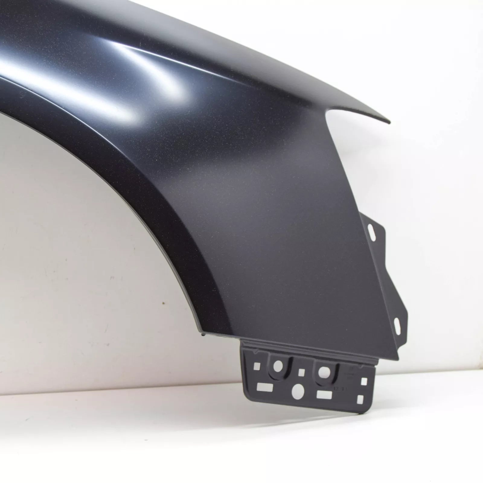 NEW VW PASSAT B6 3C FRONT RIGHT FENDER 3C0821022 ORIGINAL